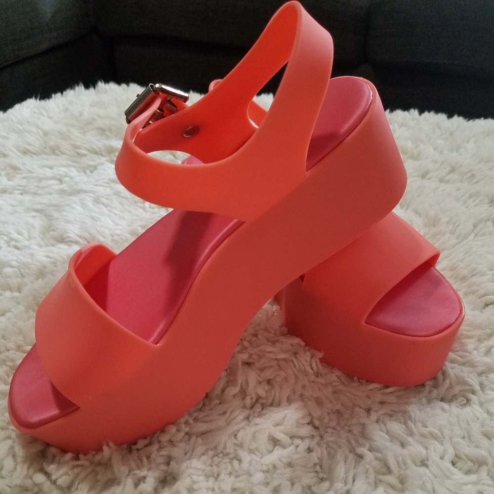 Platform Jellies
